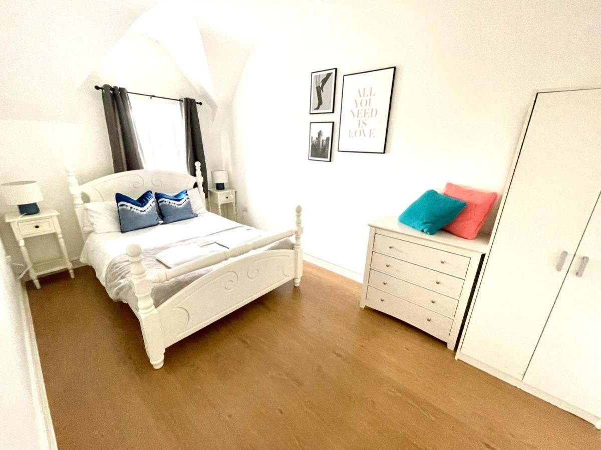 Koala & Tree - 2 Bedroom In City Centre - Short Lets & Serviced Accommodation Cambridge Bagian luar foto